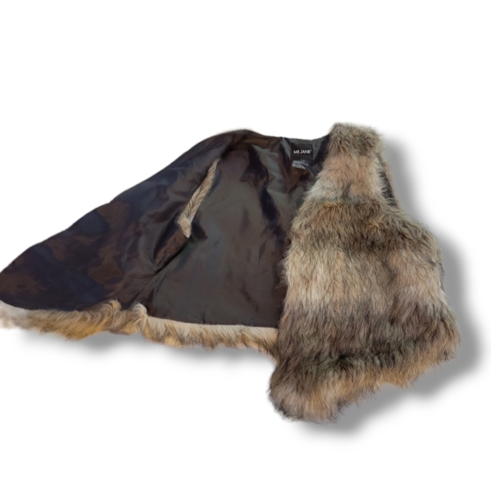 Me Jane Coyote Faux Fur White And Gray Classic Vest Women's  L